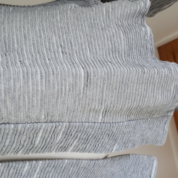 Sweet Gray Open Cardigan Sweater in Gray, Size Medium - Picture 11 of 16